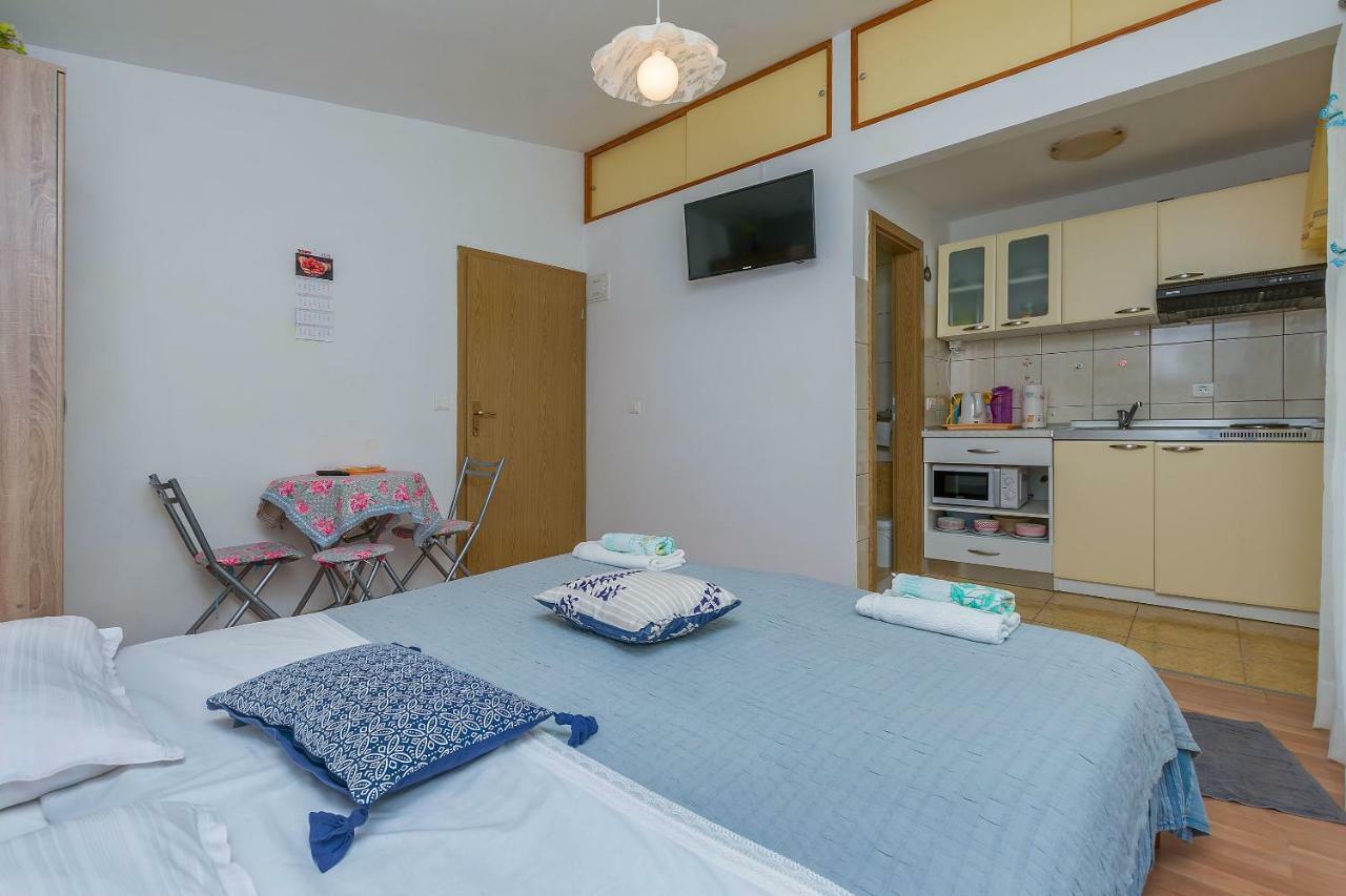 Apartment Ivanka Omiš Exterior foto